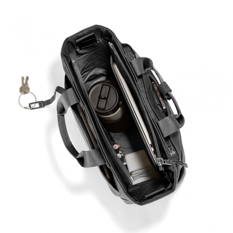 Mochilas Dagne Dover Petra Convertible Tote Dune | YCAV23647